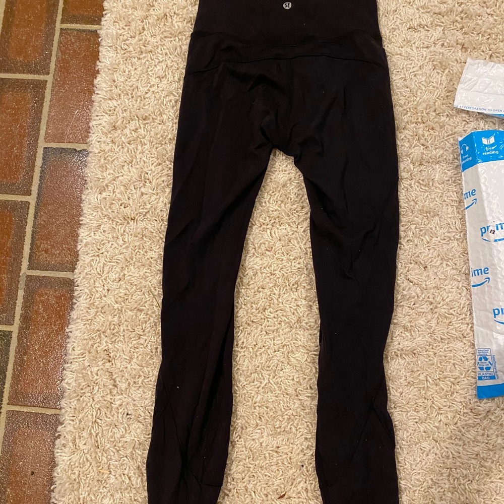 full length black lulu leggings!